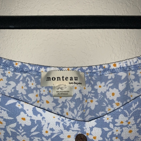 Floral top - Picture 2 of 2